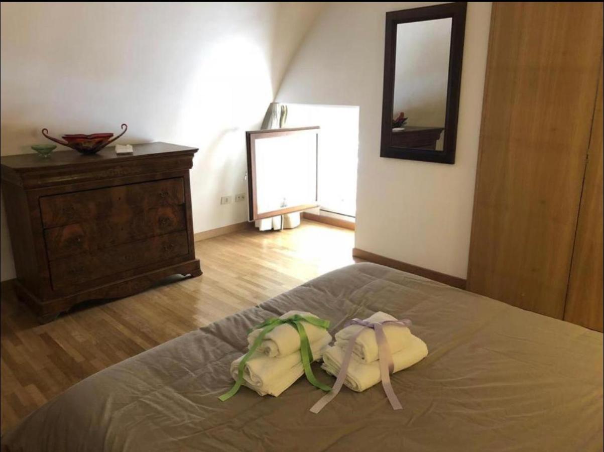 לצ'ה Garden Suite At Palazzo Famularo מראה חיצוני תמונה