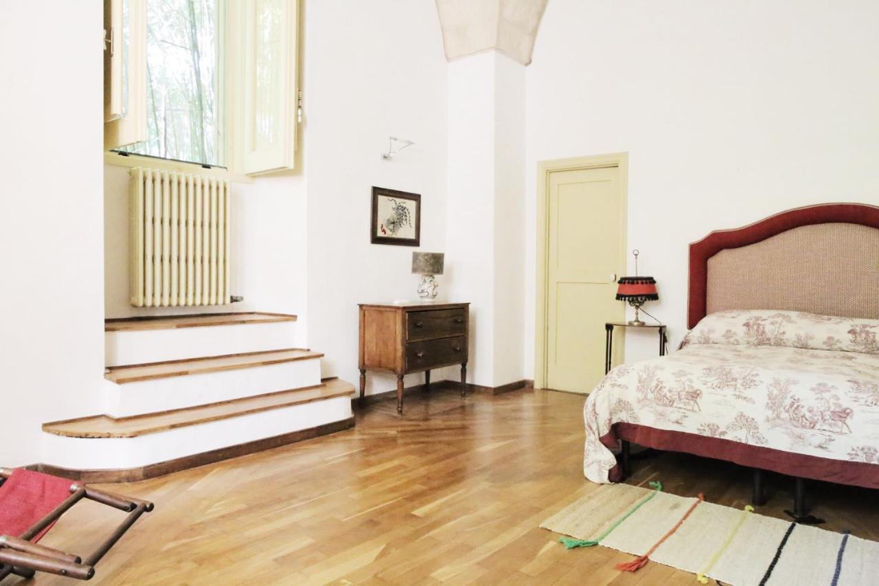 לצ'ה Garden Suite At Palazzo Famularo מראה חיצוני תמונה